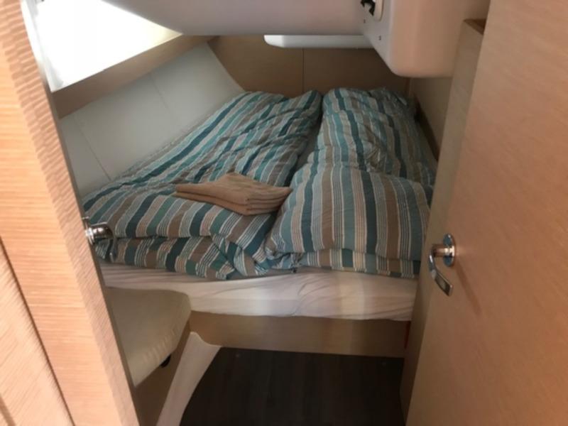 Book yachts online - sailboat - Elan 45 Impression - Bravo - rent