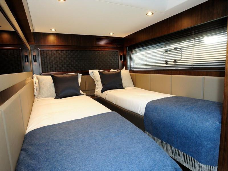 Book yachts online - motorboat - Fairline Squadron 53 - Squadron 53 - rent