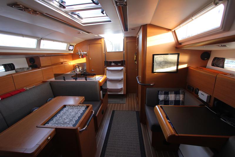 Book yachts online - sailboat - Sun Odyssey 409 - Vivace - rent