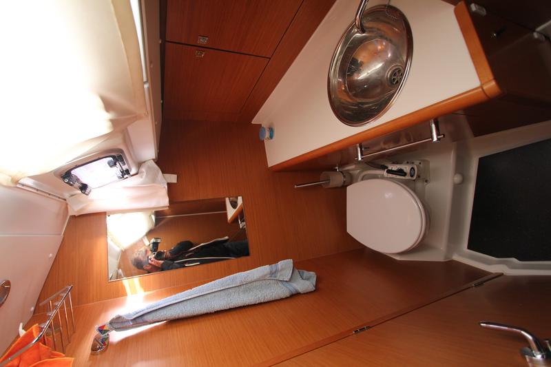 Book yachts online - sailboat - Sun Odyssey 409 - Vivace - rent