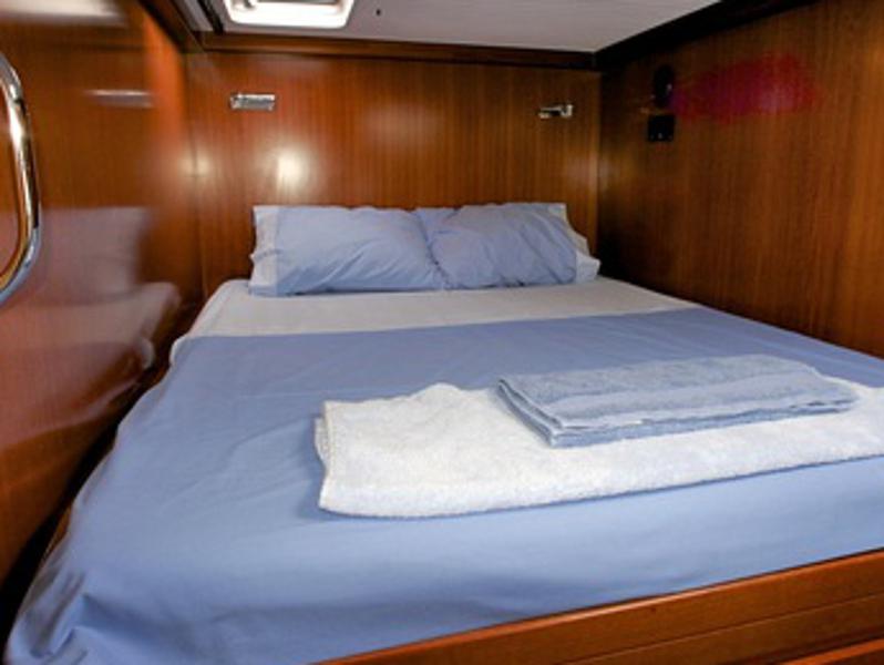 Book yachts online - catamaran - Nautitech 47 - Blue I - rent