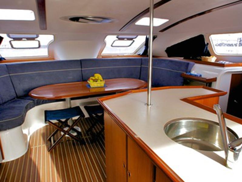 Book yachts online - catamaran - Nautitech 47 - Blue I - rent