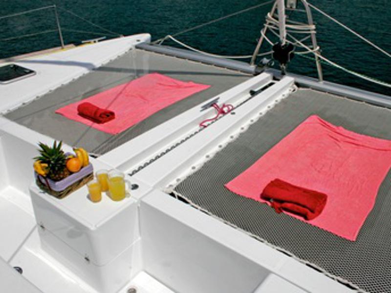 Book yachts online - catamaran - Lagoon 440 - Apollo - rent