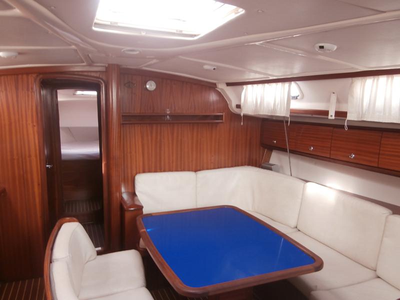 Book yachts online - sailboat - Bavaria 44 - Mystique - rent