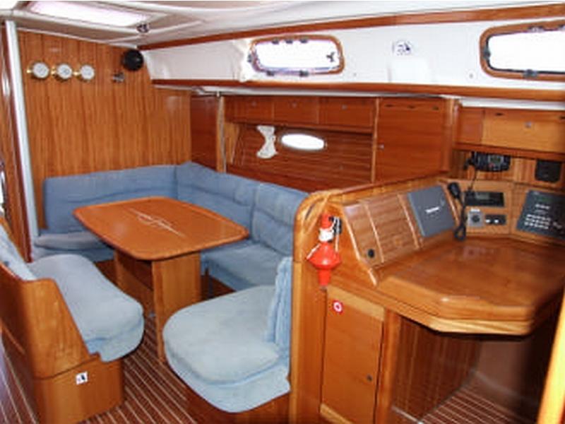 Book yachts online - sailboat - Bavaria 39 Cruiser - B39-1 - rent