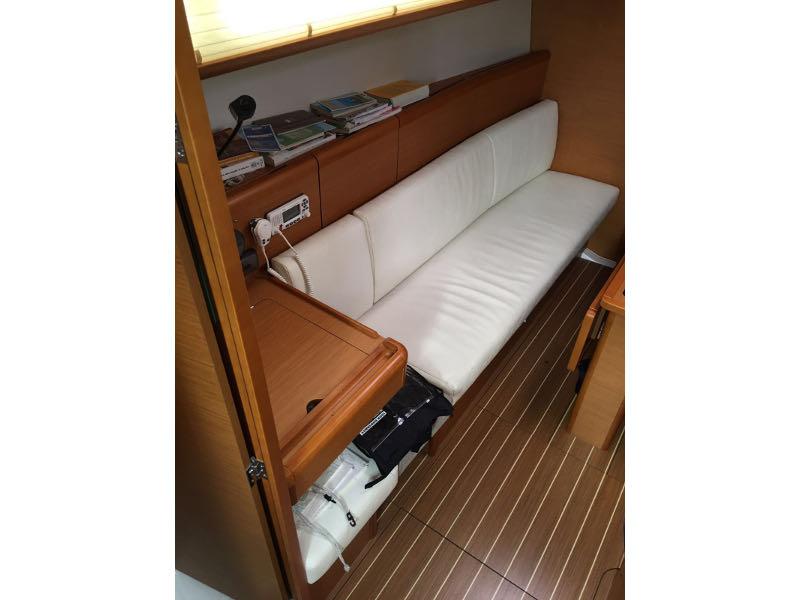 Book yachts online - sailboat - Sun Odyssey 33i - Stramala - rent