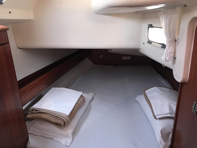 Book yachts online - sailboat - Bavaria 44 - Stromboli - rent