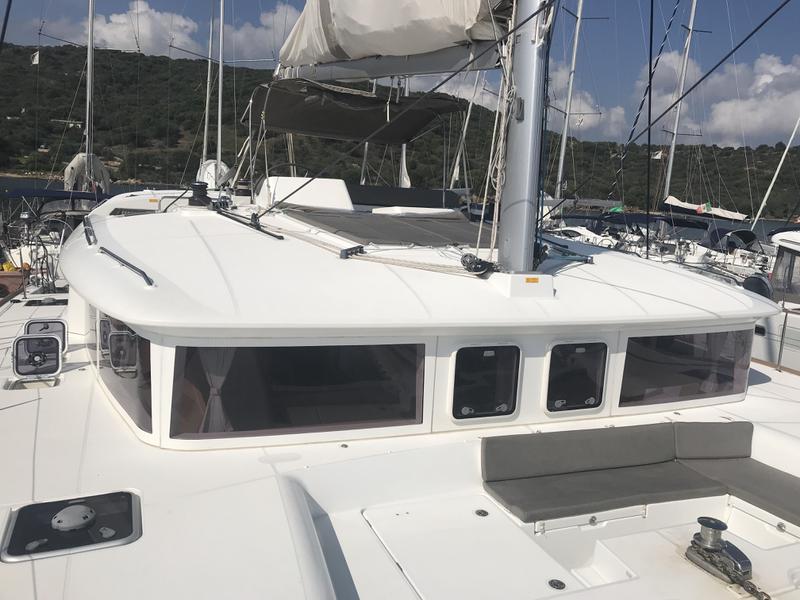 Book yachts online - catamaran - Lagoon 450F - Kaus Australis (A/C, WM, Generator, Inverter) - rent
