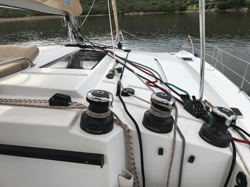 Book yachts online - catamaran - Helia 44 - Pixie Dixie (A/C, Generator) - rent