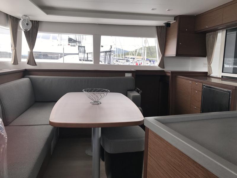 Book yachts online - catamaran - Lagoon 450F - Rigel Kentaurus (MAR) - rent