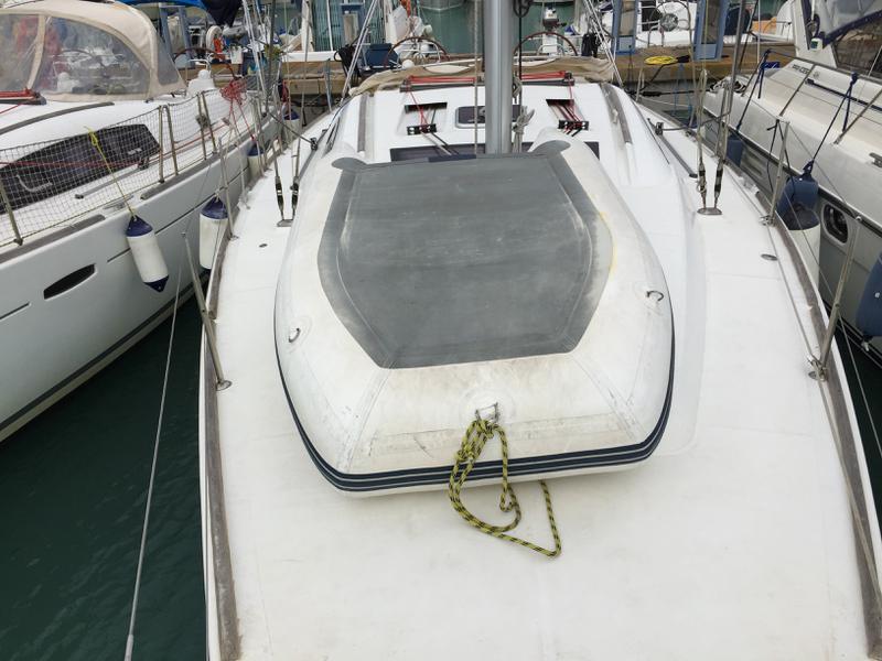 Book yachts online - sailboat - Oceanis 43 - Silly Shark (GND) - rent