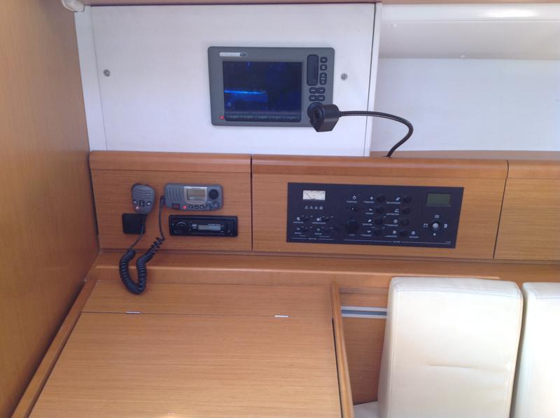 Book yachts online - sailboat - Sun Odyssey 42i - Gemini - rent