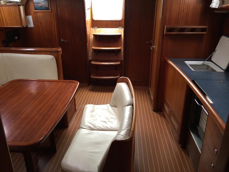 Book yachts online - sailboat - Bavaria 44 - Bellatrix - rent