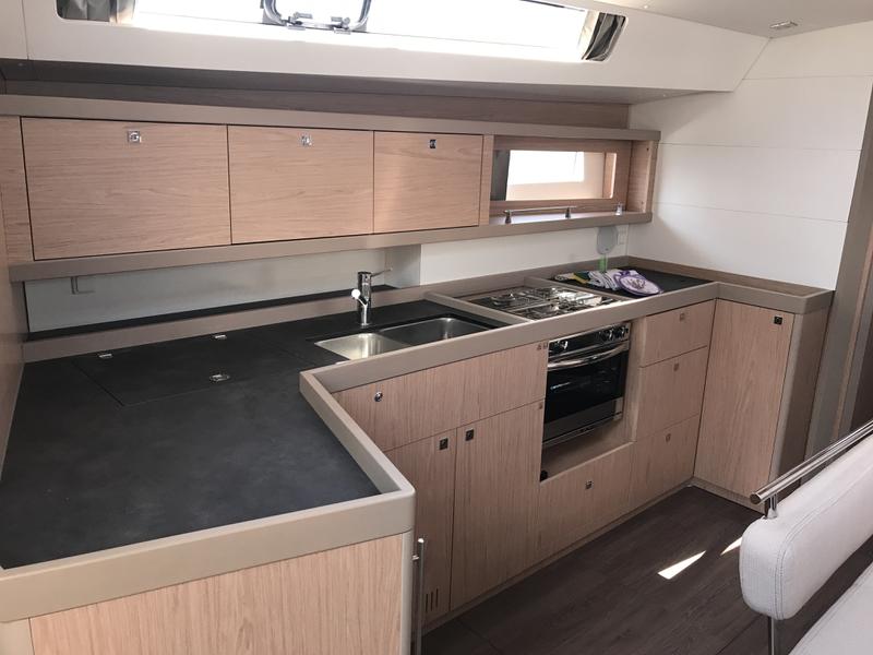 Book yachts online - sailboat - Oceanis 45 - Algeiba - rent