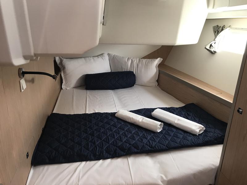 Book yachts online - sailboat - Oceanis 45 - Algeiba - rent