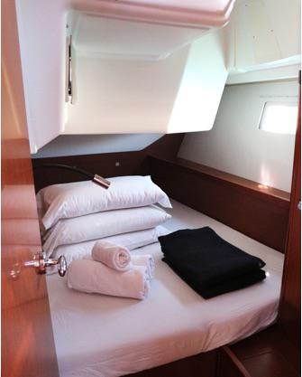 Book yachts online - sailboat - Oceanis 41 - Sea Lion (PMI) - rent