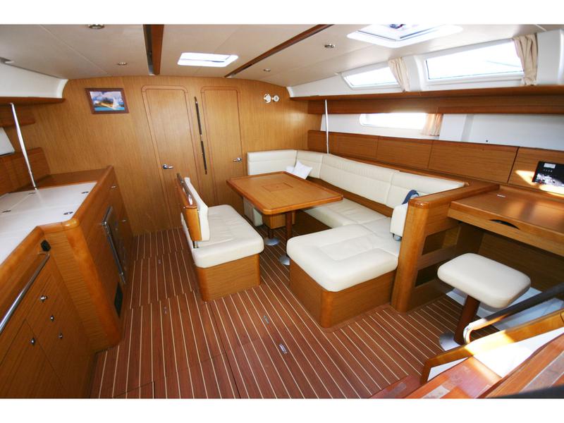 Book yachts online - sailboat - Sun Odyssey 49i - Eudora (GND) - rent
