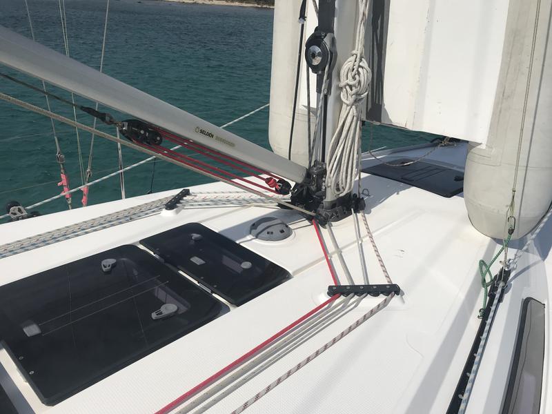 Book yachts online - sailboat - Sun Odyssey 49i - Eudora (GND) - rent