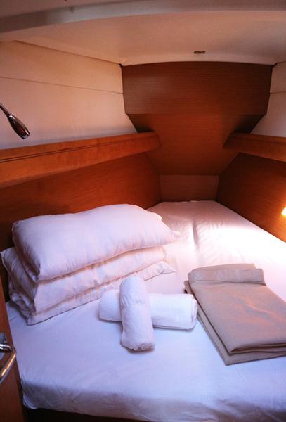 Book yachts online - sailboat - Sun Odyssey 379 - Erin (PMI) - rent