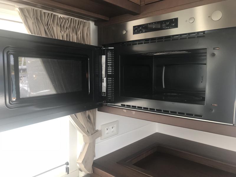 Book yachts online - catamaran - Lagoon 450F - Cor Caroli (GND) - rent