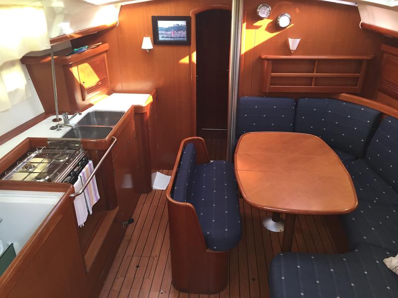 Book yachts online - sailboat - Oceanis Clipper 423 - Fomalhaut - rent