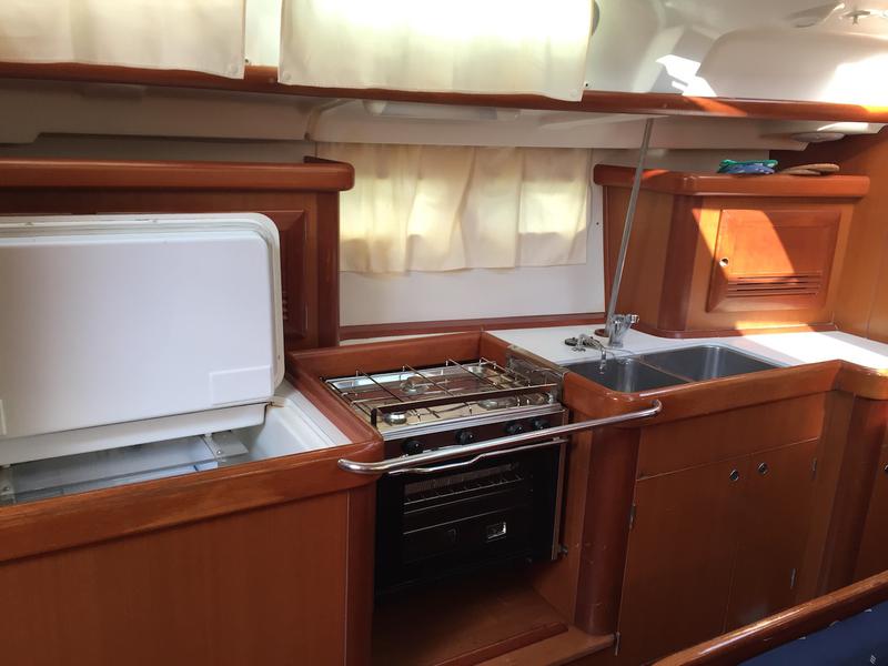 Book yachts online - sailboat - Oceanis Clipper 423 - Fomalhaut - rent