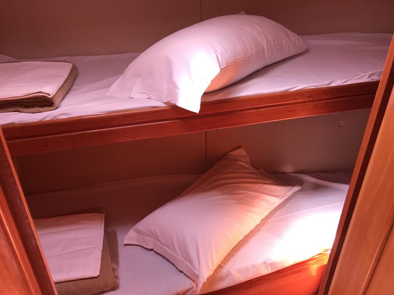 Book yachts online - sailboat - Bavaria 46 Cr - Merope - rent