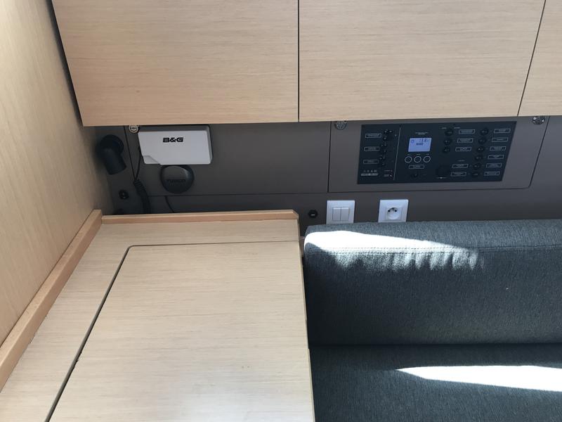 Book yachts online - sailboat - Oceanis 38 - Regulus - rent