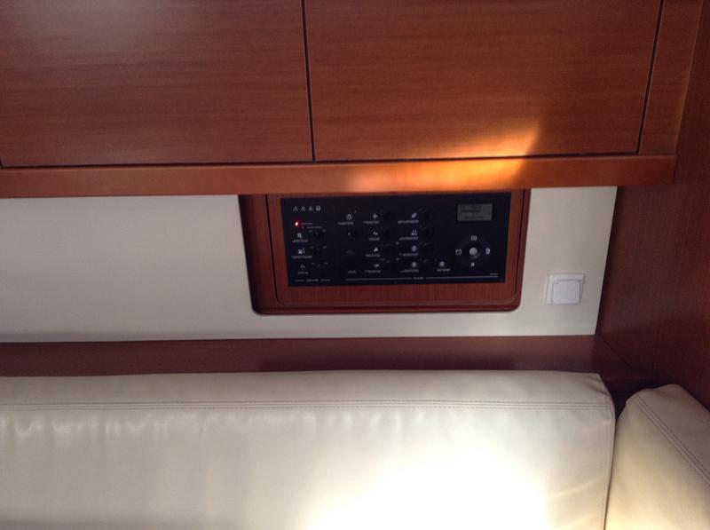 Book yachts online - sailboat - Oceanis 41 - Etamin I - rent