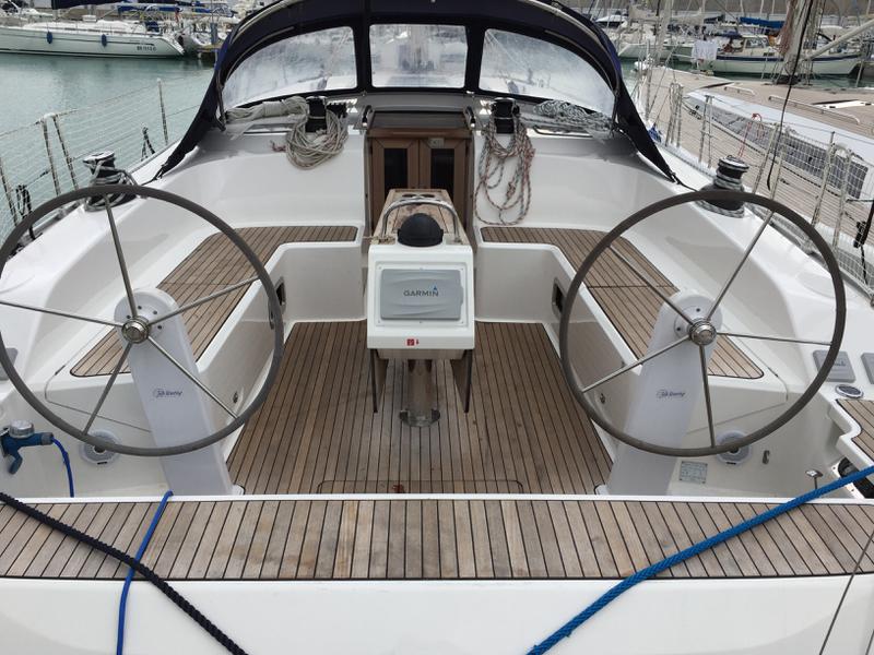 Book yachts online - sailboat - Bavaria Cruiser 51 - Shiba - rent