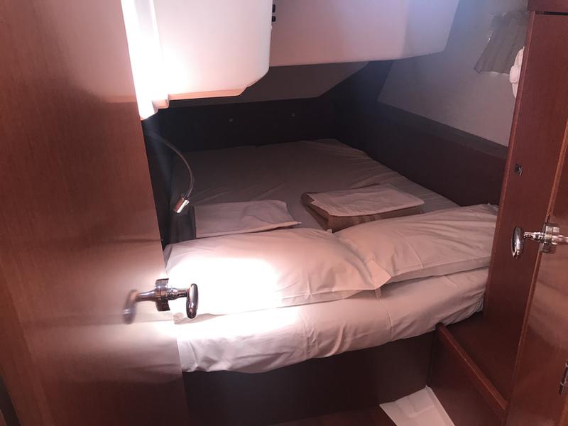 Book yachts online - sailboat - Oceanis 45 - Alnair - rent