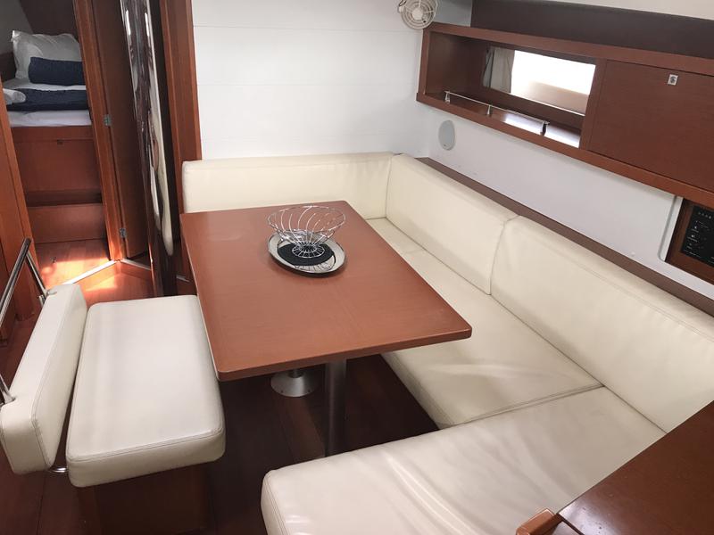Book yachts online - sailboat - Oceanis 45 - Alnair - rent