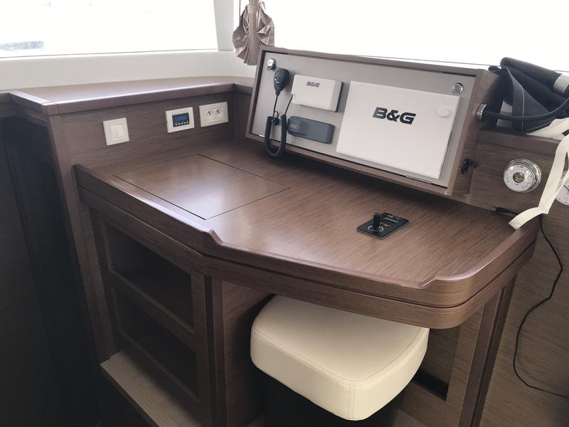 Book yachts online - catamaran - Lagoon 450F - Cor Caroli (A/C, WM, Generator, Inverter) - rent