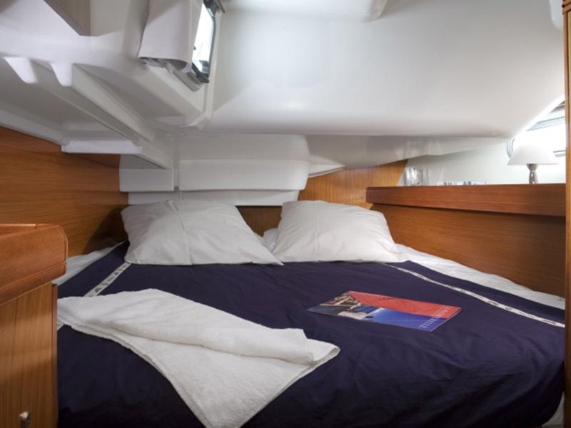 Book yachts online - sailboat - Sun Odyssey 42i - Alex - rent