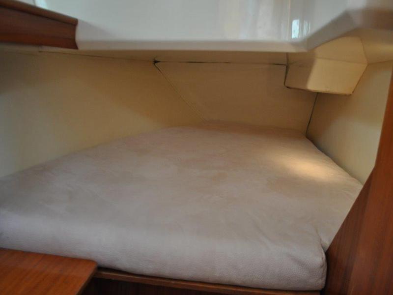 Book yachts online - sailboat - Sun Odyssey 33 - Tomy - rent