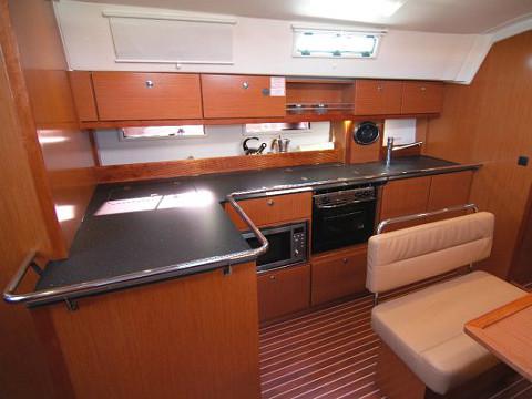 Book yachts online - sailboat - Bavaria Cruiser 45 - Hydra - rent