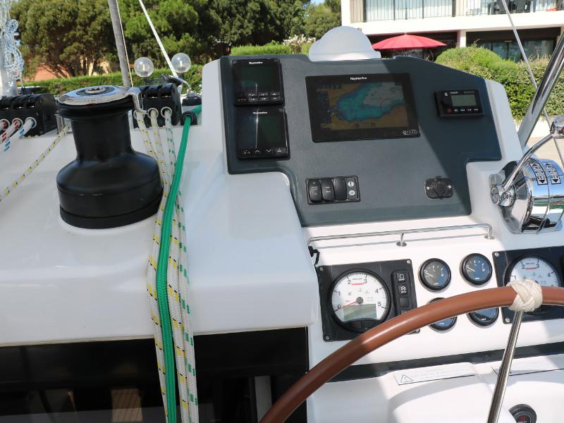 Book yachts online - catamaran - Leopard 45 - Leovic - rent