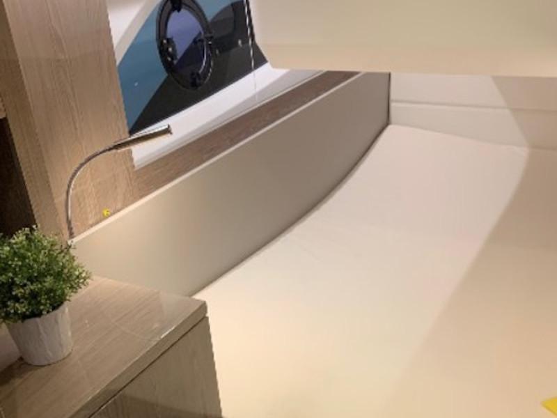 Book yachts online - motorboat - Sealine C390 - ECSTASEA  - rent