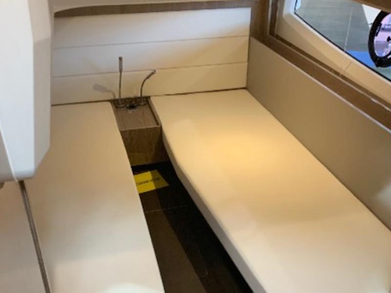 Book yachts online - motorboat - Sealine C390 - ECSTASEA  - rent