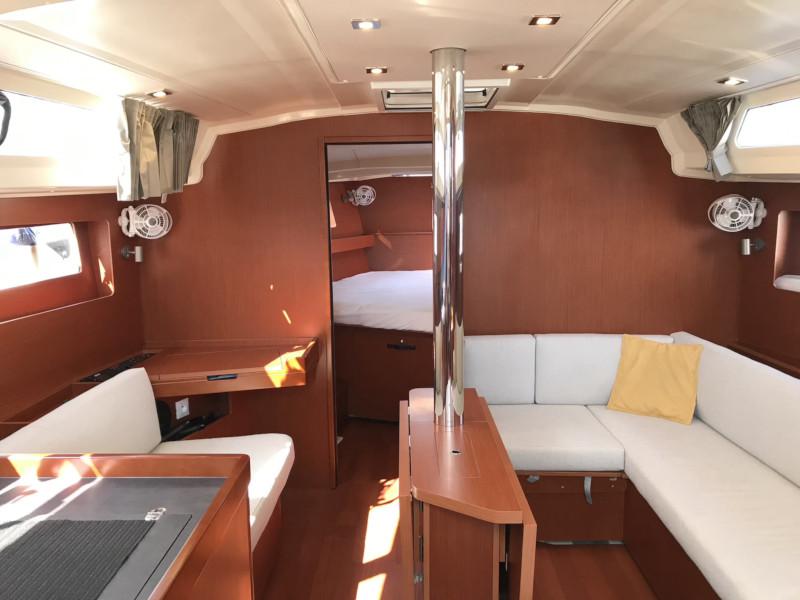 Book yachts online - sailboat - Oceanis 41.1 - Artica - rent