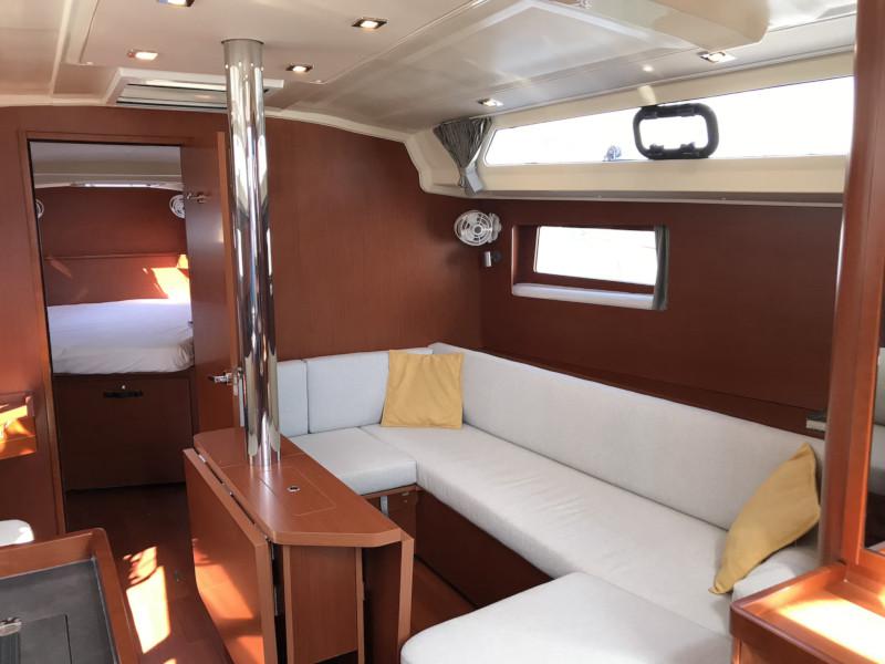 Book yachts online - sailboat - Oceanis 41.1 - Artica - rent