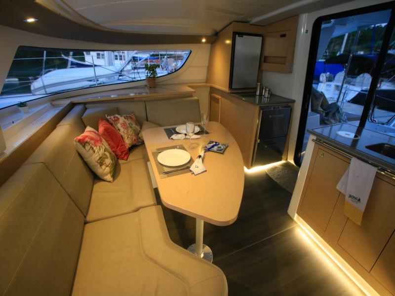 Book yachts online - catamaran - Lipari 41 - Cedro IV - rent