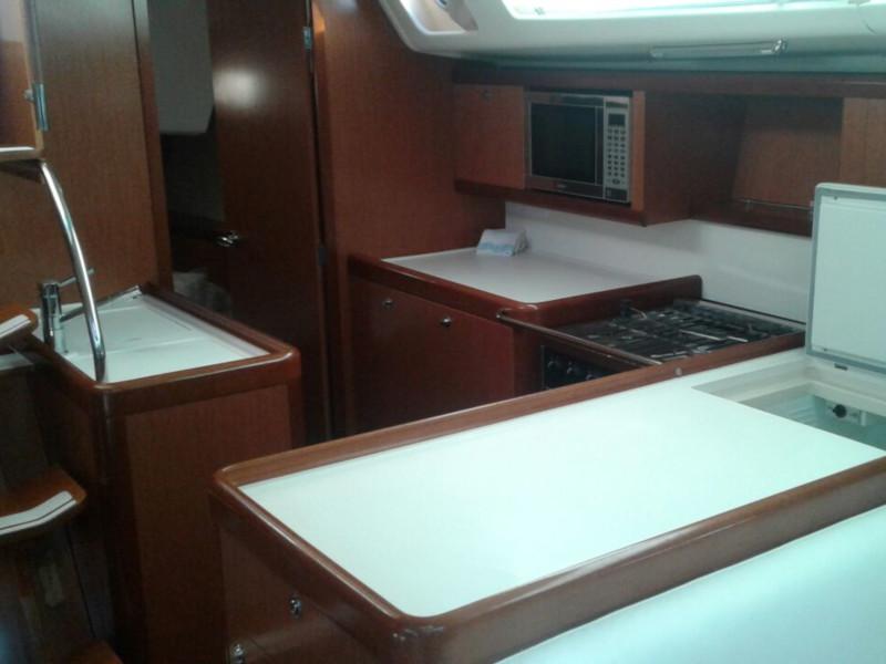 Book yachts online - sailboat - Beneteau 49 - Fix You - rent