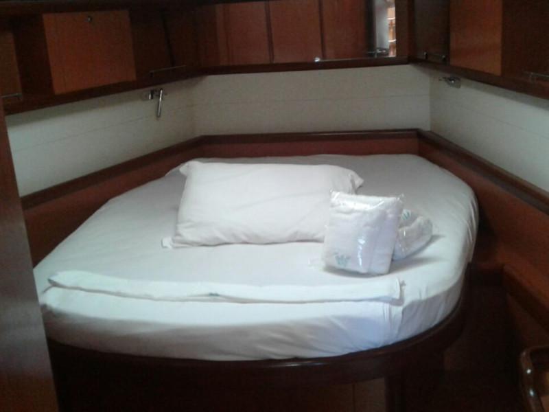 Book yachts online - sailboat - Beneteau 49 - Fix You - rent