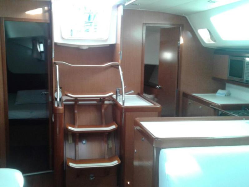 Book yachts online - sailboat - Beneteau 49 - Fix You - rent