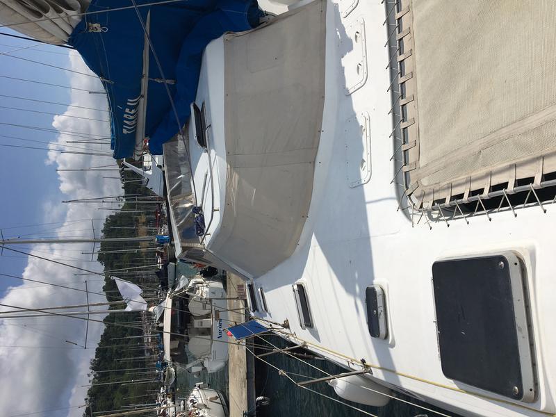 Book yachts online - catamaran - Tiare 51 - Tiare II-Refitt 2018 - rent