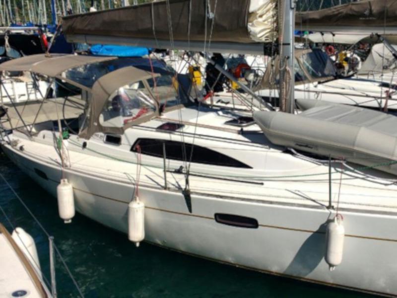 Book yachts online - sailboat - Wind 34 - Ilha das Infinity - rent