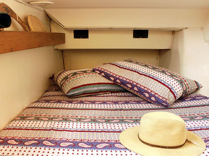 Book yachts online - catamaran - Seawind 1000 - Aurora - rent