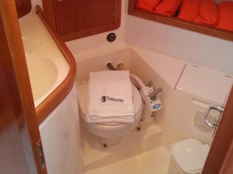 Book yachts online - sailboat - Elan 31 Performance - Sailway Tres - rent