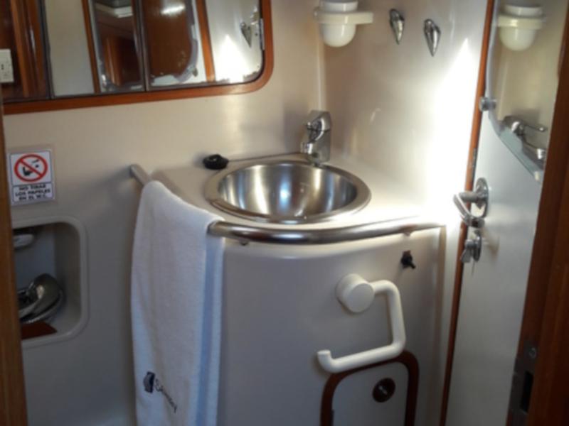 Book yachts online - sailboat - Beneteau Oceanis 500 - Lua - rent